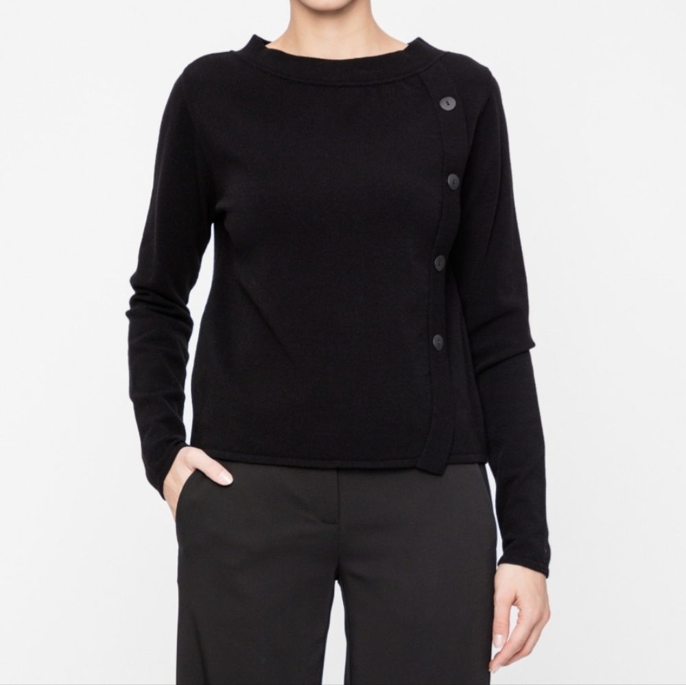 Sarah Pacini button detail sweater